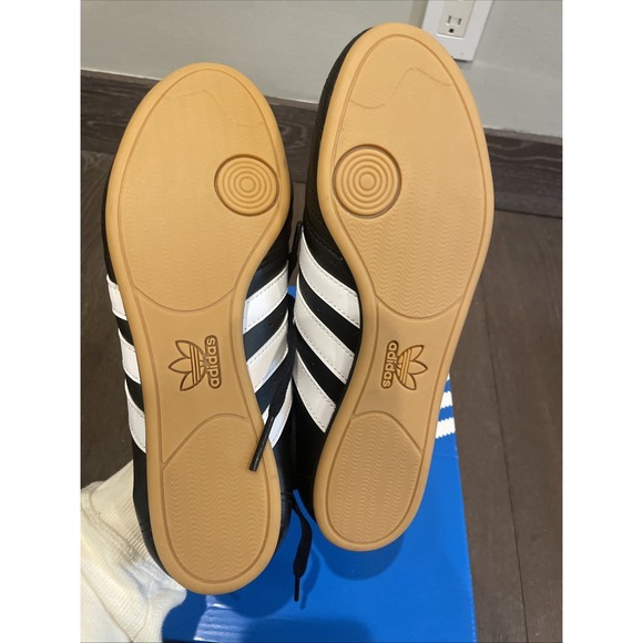 Adidas Taekwondo Lace Women sneakers in Black Size 7.5 - Picture 6 of 7
